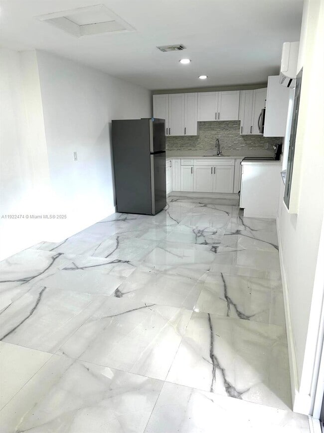 Building Photo - 26205 SW 133rd Ct