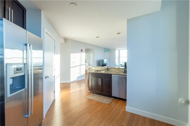 Foto del edificio - 1 W Exchange St