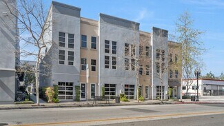 Building Photo - 728 N Santiago St