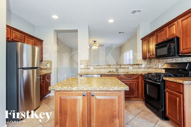 Foto del edificio - 17670 W Bridger St