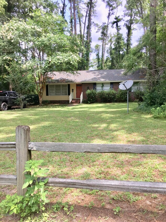 Primary Photo - 2509 Hermitage Rd