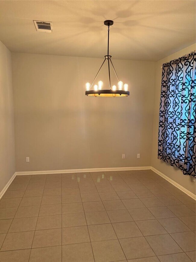 Foto del edificio - 104 San Matteo St