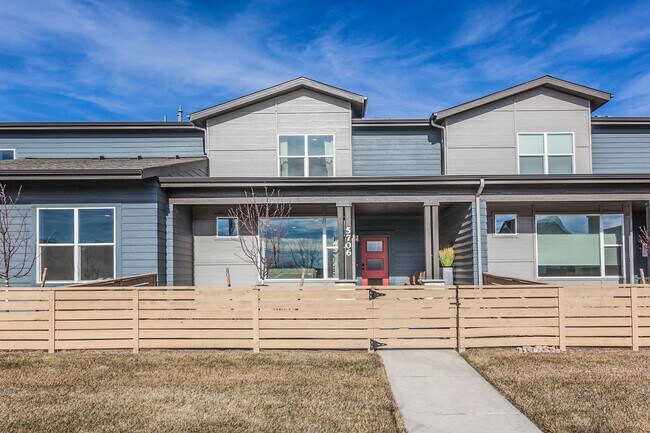 Building Photo - 4886 Denys Dr.