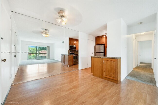 Foto del edificio - 8701 SW 141st St