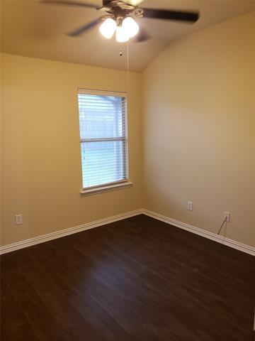 Foto del edificio - 706 Creekview Dr
