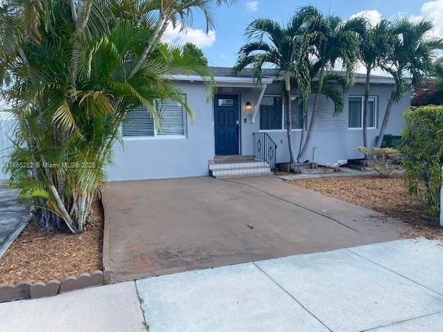 Foto principal - 3031 SW 4th St