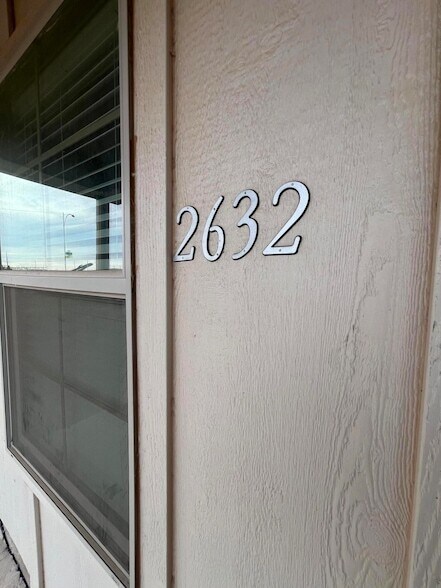 Building Photo - 2632 Hickory Ave