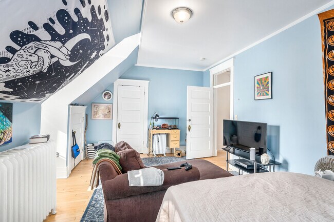 Habitación nro. 1 - 2307 E Superior St
