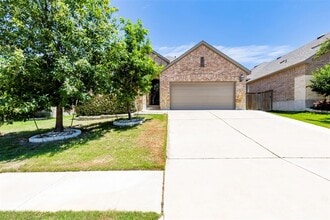 Building Photo - 2918 Diego Dr