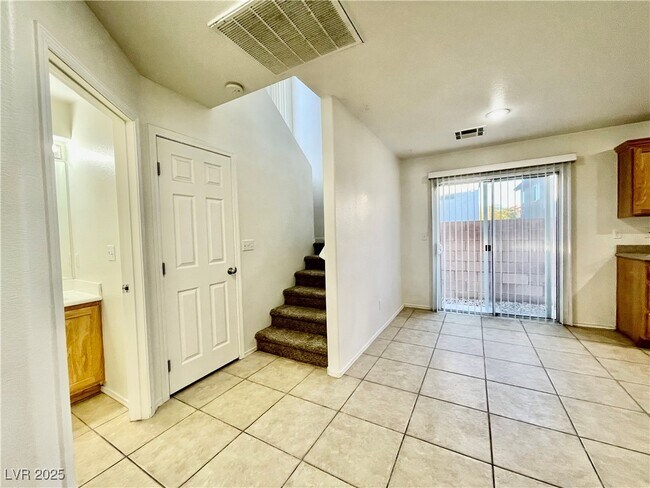 Foto del edificio - 11901 Fairfax Ridge St