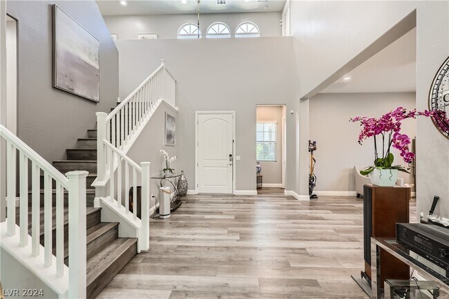 Building Photo - 355 Pearl Fountains Ct