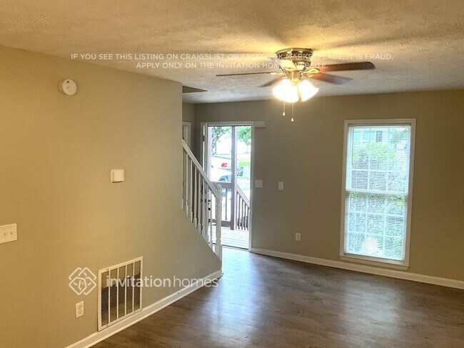 Foto del edificio - 4635 Candlewyck Way