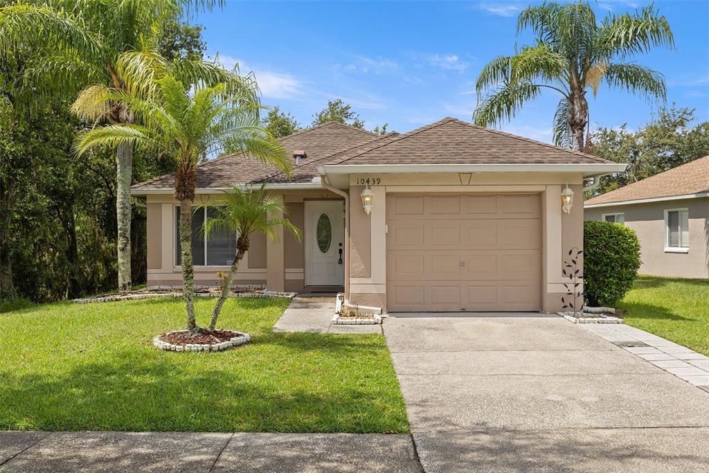 Primary Photo - 10439 Isleworth Ave