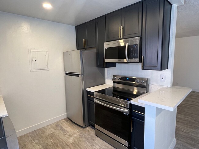 Foto del edificio - 10779 Woodbine St