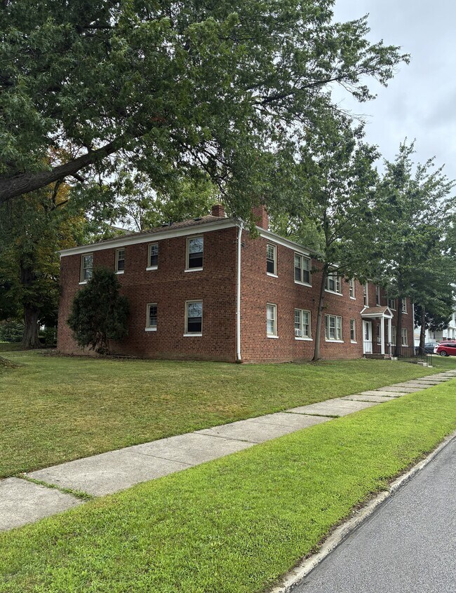 Foto del edificio - 2270 Noble Rd