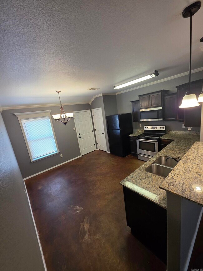 Foto del edificio - 3209 Miracle Heights Ct
