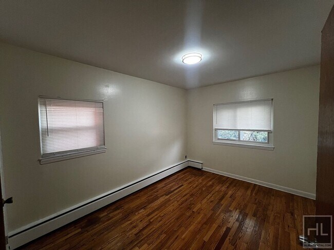 Foto del edificio - AMUNDSON AVENUE