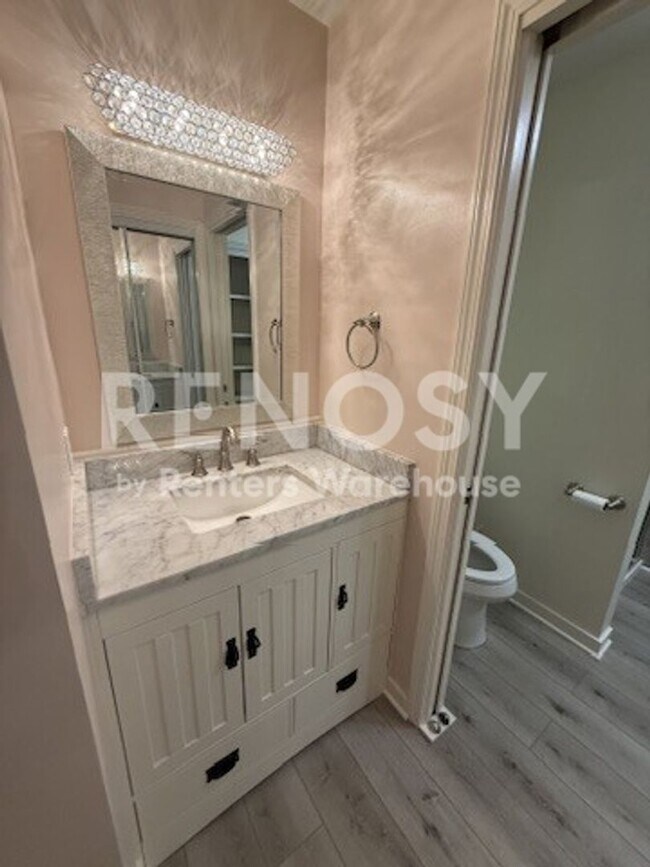 Foto del edificio - 5607 Green Cir Dr