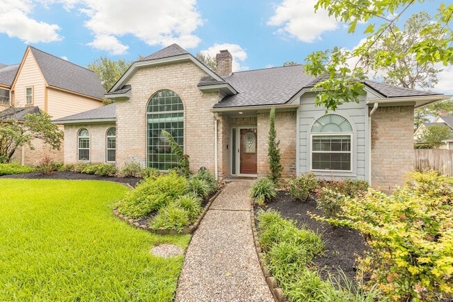 Foto del edificio - 5622 Woodland Creek Dr