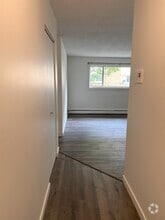 Building Photo - 727 5th Ave N