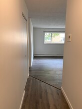 Building Photo - 727 5th Ave N