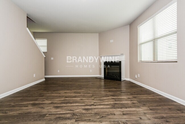 Building Photo - 1682 Berry Dr