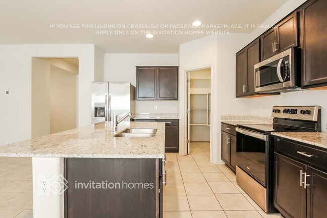 Foto del edificio - 24457 W Verlea Dr