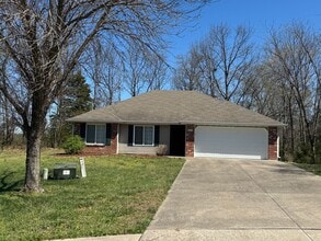 Building Photo - 2410 Bentley Ct