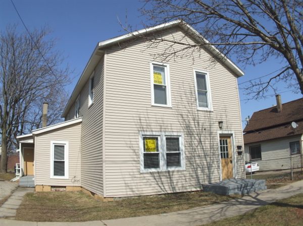 Primary Photo - 505 3rd St NW