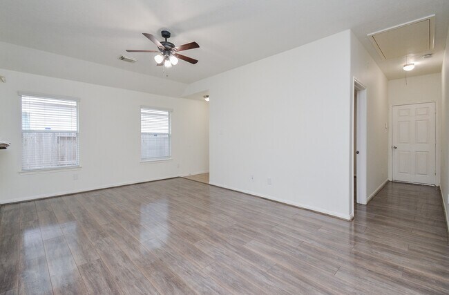 Foto del edificio - 12718 Boris Cove Trail