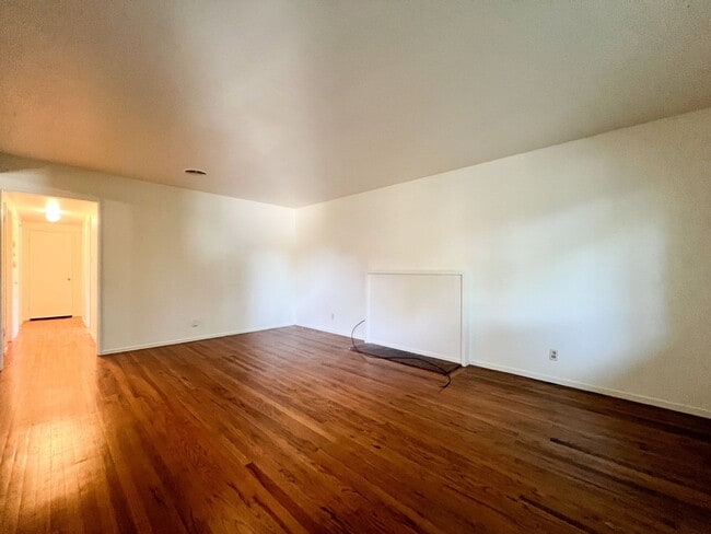 Building Photo - Charming 3-Bedroom Home in Napa’s Sought-A...