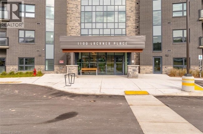 Building Photo - 1100 Lackner Pl