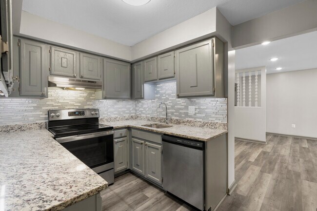 Foto del edificio - StoneGate Apartments