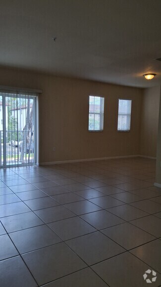 Building Photo - 8760 NW 97th Ave