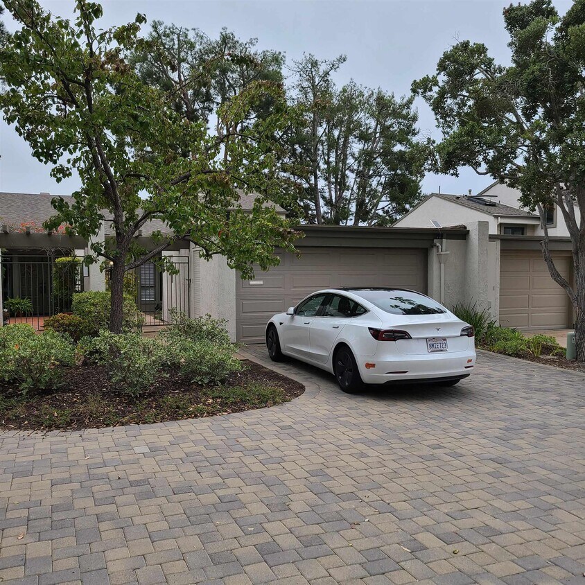 Primary Photo - 12938 Caminito Del Pasaje