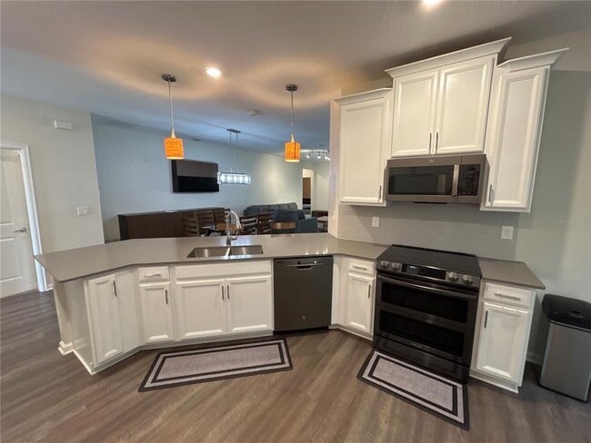 Foto del edificio - 4858 MAGNETITE Loop