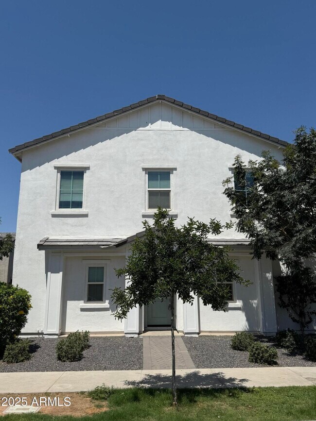 Building Photo - 5524 S Dillon Cir