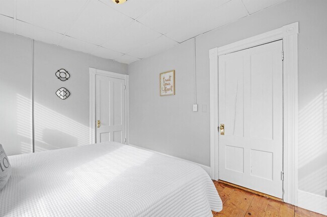 Foto del edificio - 792 Grove St