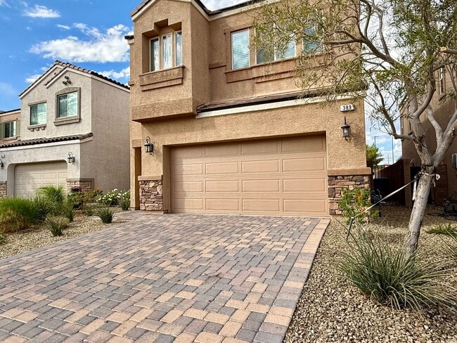 Building Photo - 4 BED, 2.5 BATH, 2 CAR-GARAGE, TWO-STORY, SINGLE FAMILY HOME FOR RENT w/ COMMUNITY POOL & SPA