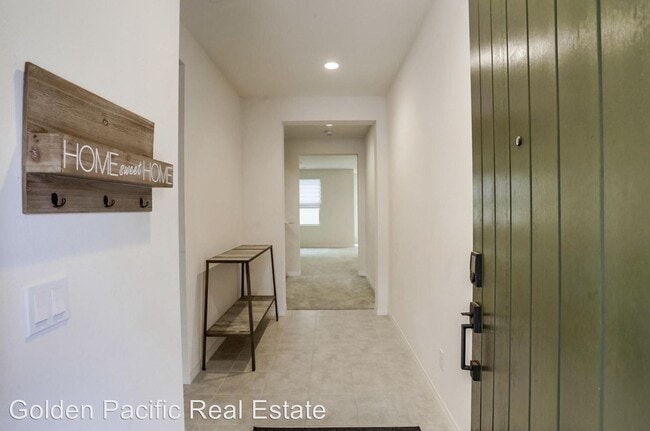 Building Photo - 4 br, 3.5 bath House - 209 Lapis Way