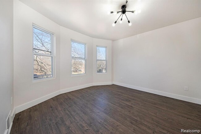 Building Photo - 286 Rosedale Ct