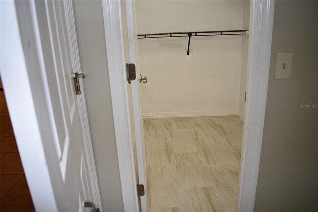 Foto del edificio - 4501 Neptune Rd