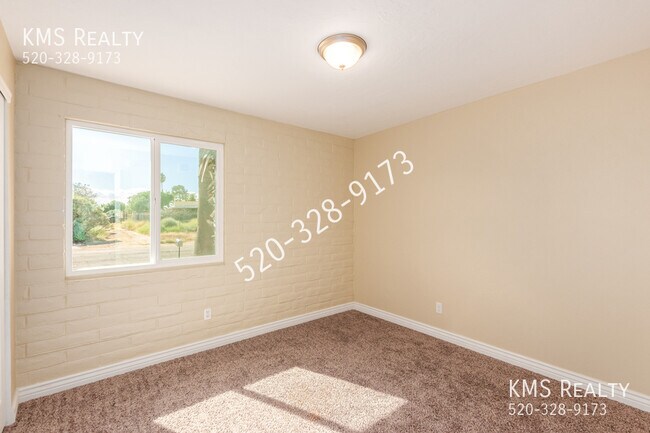 Foto del edificio - 6727 E Victoria St