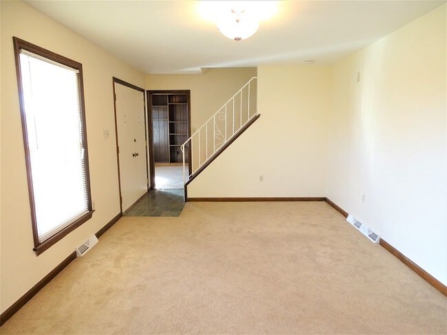 Foto del edificio - 2142 Coventry Rd