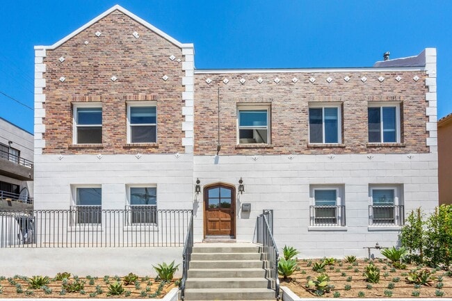 Building Photo - 112 S Westmoreland Ave