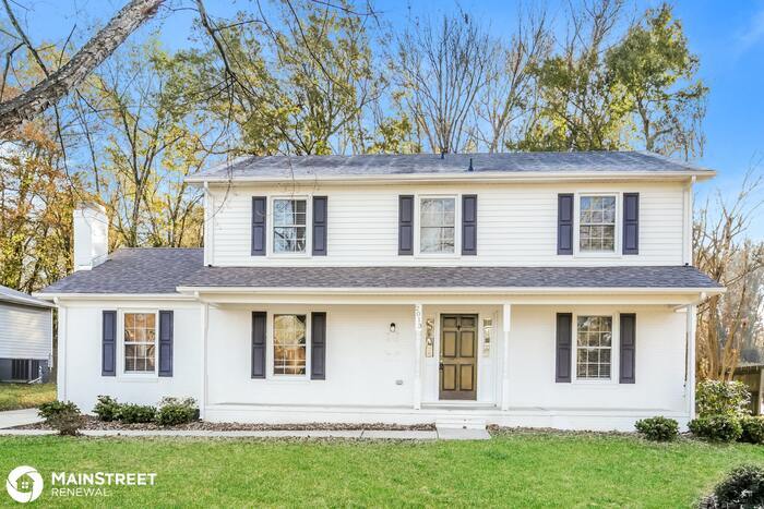 Primary Photo - 2013 FOX RUN RD, BURLINGTON, NC 27215