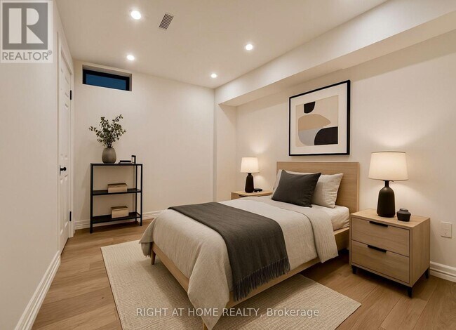 Building Photo - 99 Ascalon Dr