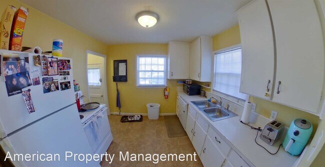 Building Photo - 6 br, 2 bath House - 1200 N Manhattan Ave