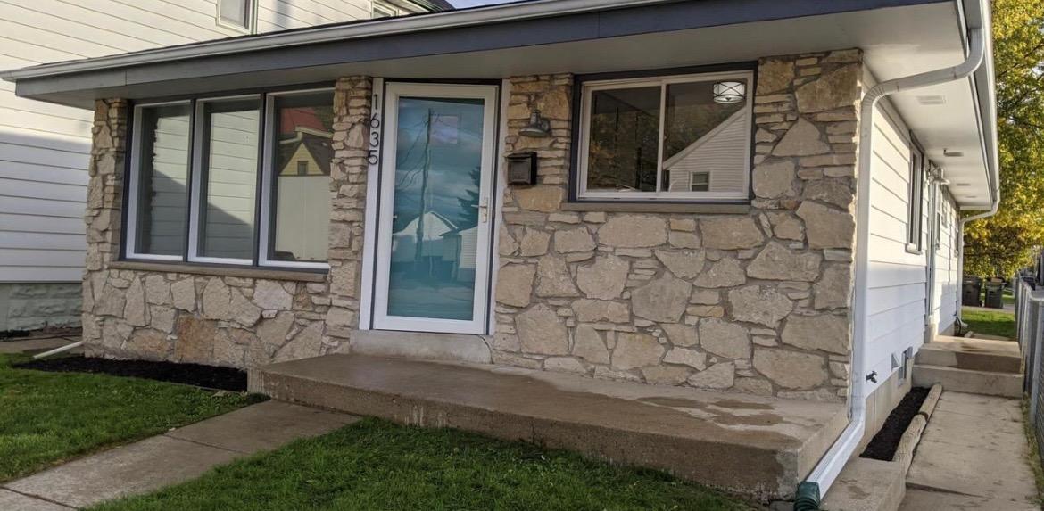 1635 Rawson Ave, South Milwaukee, WI 53172