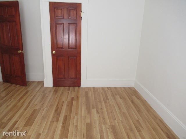 Building Photo - 1 br, 1 bath Apartment - 370 Green Street